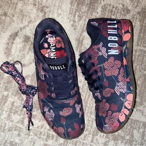 NOBULL Women's Floral Training Shoes - Navy and Pink Size 8.5 Athletic
