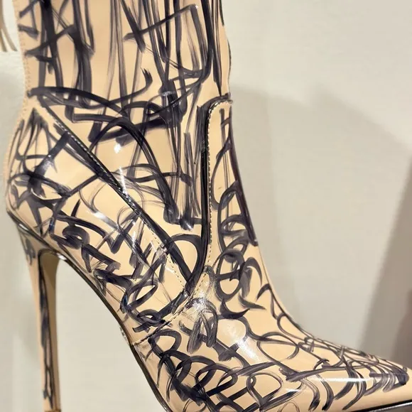 NUDE CROPPED BOOT