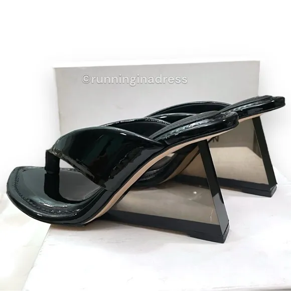 NWB Good American Cinder-F*CKING-RELLA Wedge Black Patent Thong Size 7