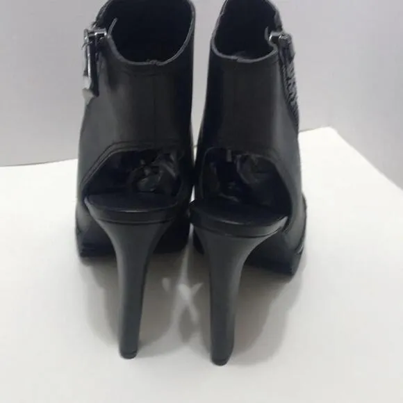 NWOB DKNY MALIA HEELED SANDALS SIZE 10M