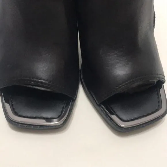 NWOB DKNY MALIA HEELED SANDALS SIZE 10M