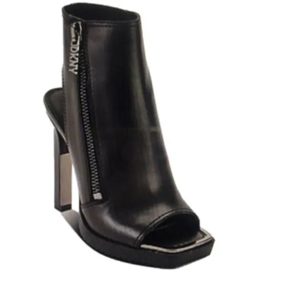 NWOB DKNY MALIA HEELED SANDALS SIZE 10M