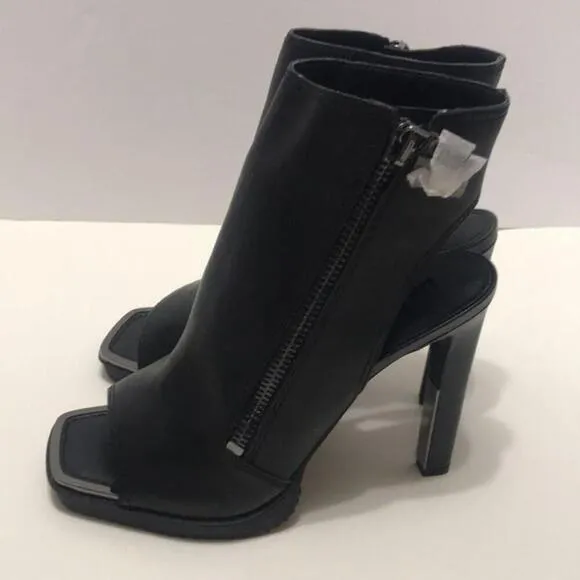 NWOB DKNY MALIA HEELED SANDALS SIZE 10M