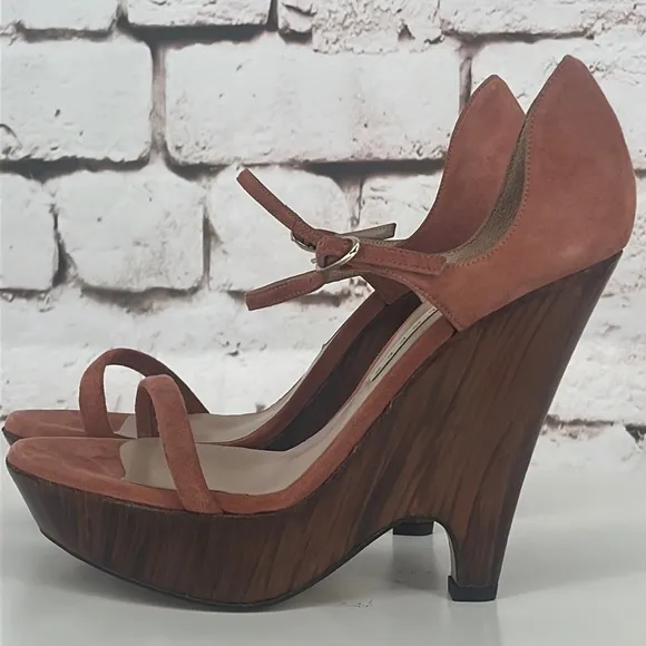 NWOB Pura Lopez Suede Wedge Platform Sandals, Size 8.5 (39 EU)
