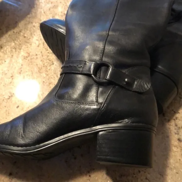 NWOT Bandolino Cavanna size 7M