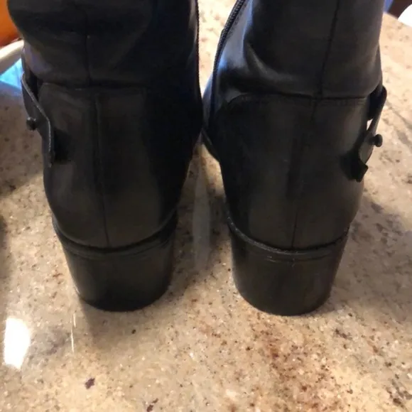 NWOT Bandolino Cavanna size 7M