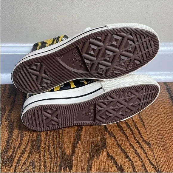 NWOT Converse Chuck 70 Hi Top Shoes Yellow Zebra Print Women’s 5