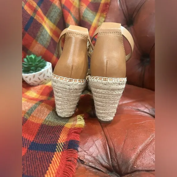 NWOT Vince Camuto Sandal LIGHT Brown Leather Leera Jute Espadrille Wedge Boho