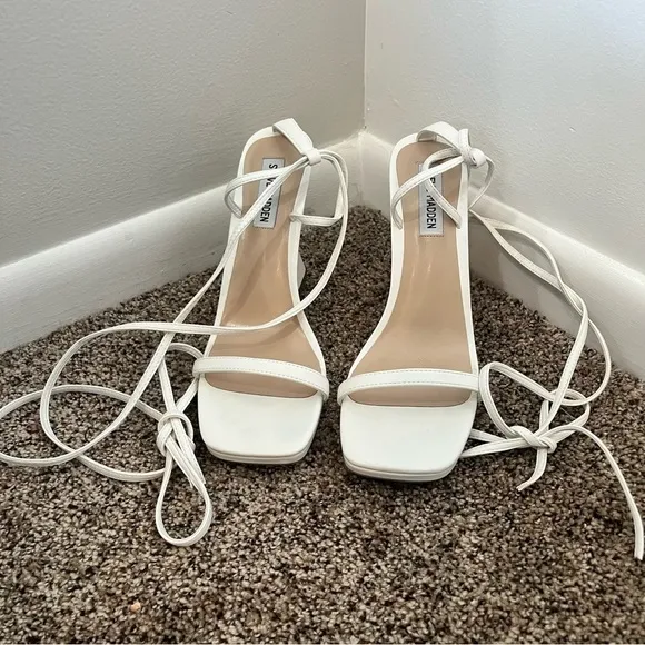 NWOT White Steve Madden Lafayette Ankle Wrap Platform Sandals Size 10