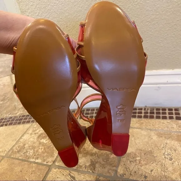 NWOT~VIA SPIGA Pink Lucite Wedge Shoes Size 7 1/2