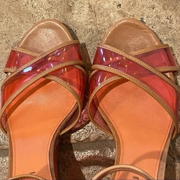 NWOT~VIA SPIGA Pink Lucite Wedge Shoes Size 7 1/2