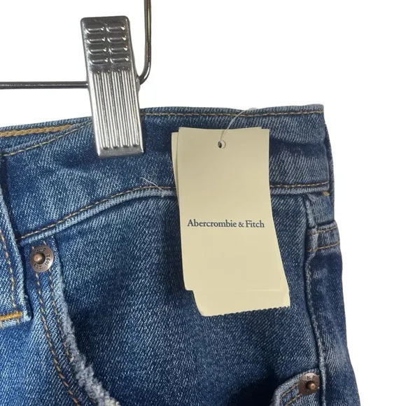 NWT Abercrombie &amp; Fitch Ankle Straight Ultra High Rise Distressed Jeans Size 33S