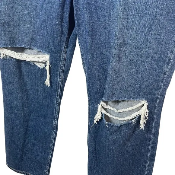 NWT Abercrombie &amp; Fitch Ankle Straight Ultra High Rise Distressed Jeans Size 33S