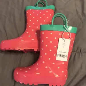 NWt carters strawberry rain boots girls 11 toddler