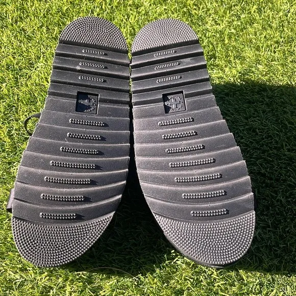 NWT DR MARTENS Kimber Platform Sandals!