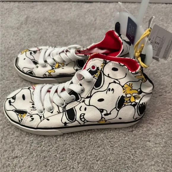 NWT Gap Kids   Peanuts Snoopy Woodstock Hi Top Shoes, 13
