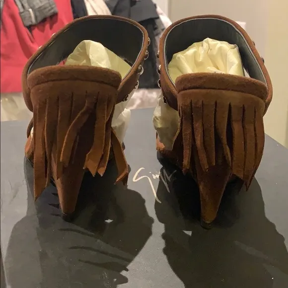 *NWT* Giuseppe Zanotti Suede Fringe Wedge Sandal
