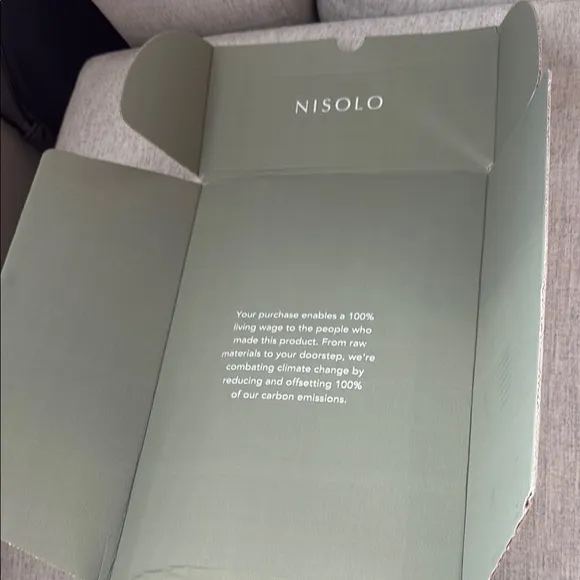 NWT Nisolo Women's Cream Sandals luxury brand