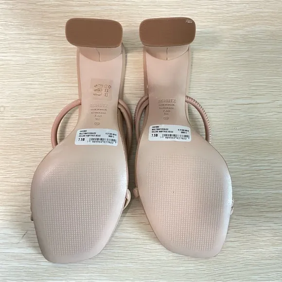 ✨NWT Schutz Nude Beige Chunky Heel Strappy Chessie Sandals Size 7.5