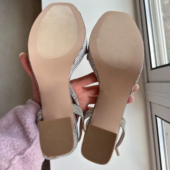 NWT Steve Madden Dress Sandals.