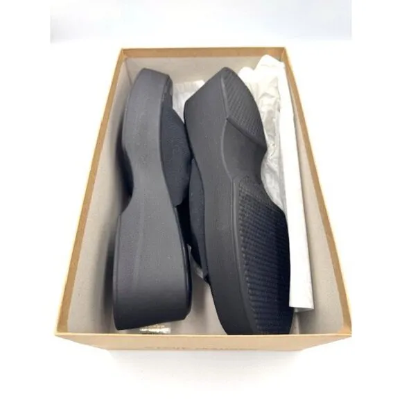 NWT Steve Madden Womens Black Platform Slide Sandals Size 10