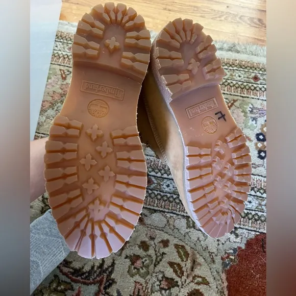 NWT: Timberland thinsulate boots