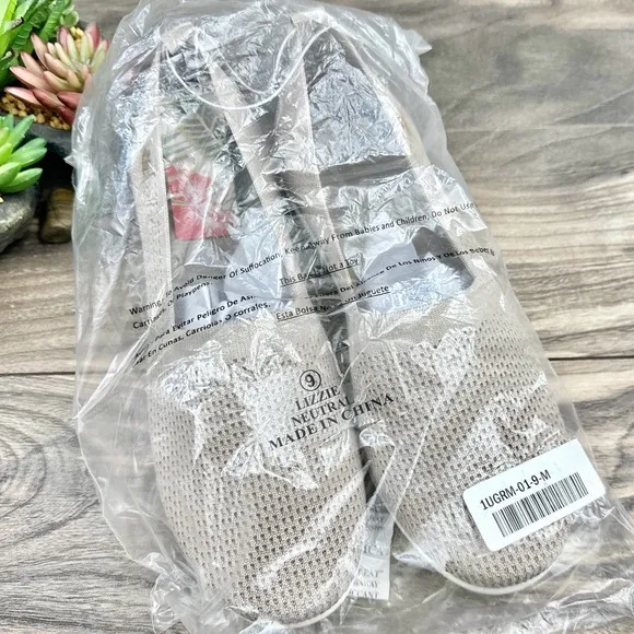 NWT Tommy Bahama 9 Lizzie Wedge Comfort Shoes Slip-Ons Loafers