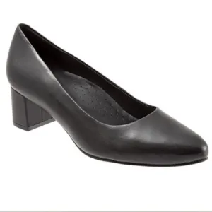 NWT Trotters Kari Block Heel, Black, 9M and 10M