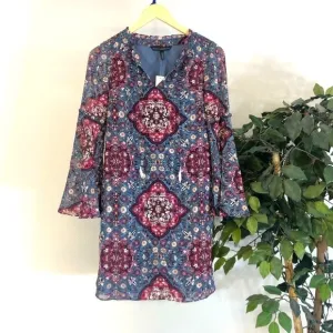 NWT WHBM Medallion Shift Dress W/ Bell Sleeves