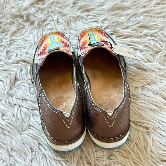 NWT Ariat Cruiser Shoes size 7.5