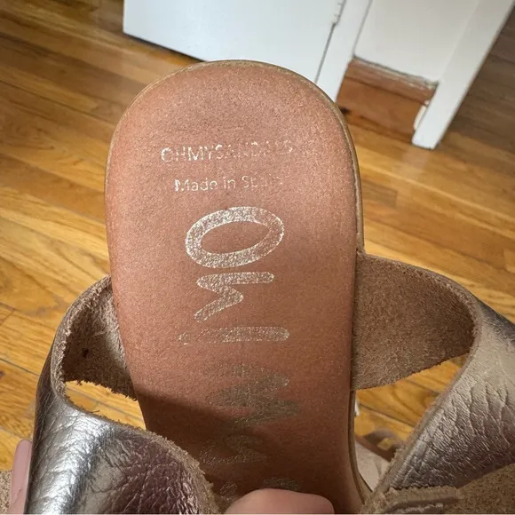 Oh! My Sandals Women's Metallic Platform Sandals