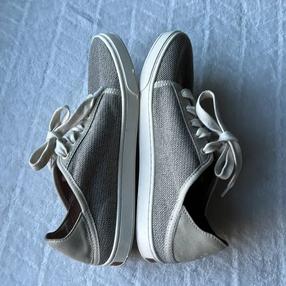 OluKai Pehuea Li Convertible Sneakers