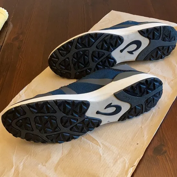 Olukai women’s tennis shoes, mili trainer, size 10