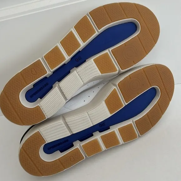 On Cloud White Blue The Roger Faux Leather Casual‎ Sneaker Shoes Wome Size 9 NEW