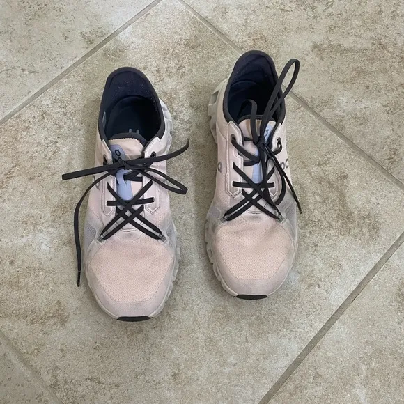 On Running Blush and Charcoal Shoes
