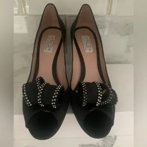 Oscar de la Renta shoes