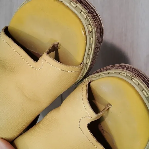 OTBT Womens Oversky Leather Wedge Sandals shoes sz 6.5M