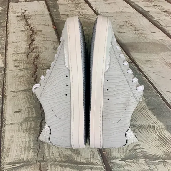 P448 John Sneakers Low Top Lace Up Iridescent White Beige Sz 35 EU/ 5-5.5 US