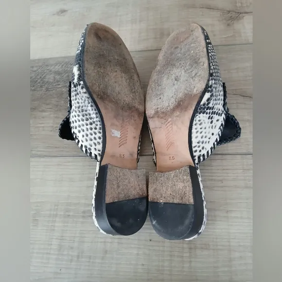 Paige Whipstitch Eden Womens Snakeskin Embossed Loafer Mules Shoes Size 8.5