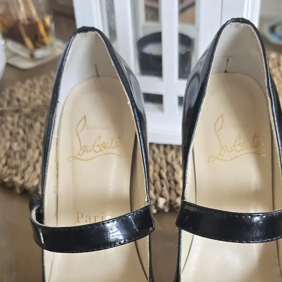 Patent Bana 140 Pumps