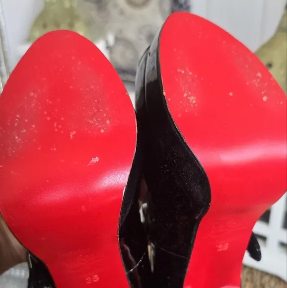 Patent Bana 140 Pumps