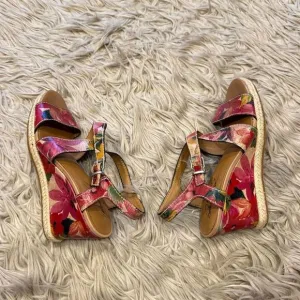 Patricia Nash floral wedge sandals size 8.5