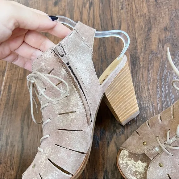 Paul Green • Cosmo peep toe sandal heeled lace up gold gladiator cage bootie
