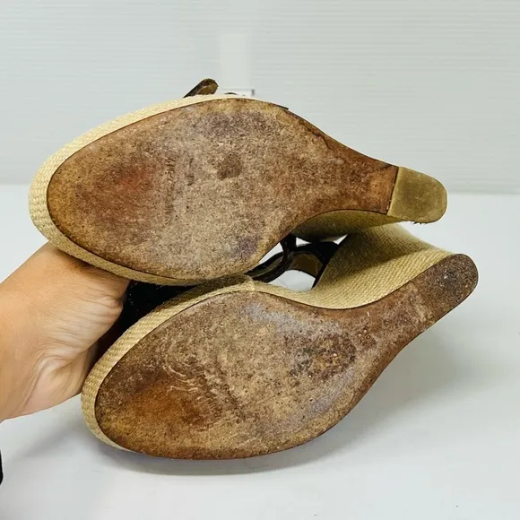 PHILOSPHY by Alberta Ferretti***Wedge Heel Sandals**EU 37; US 7 $780