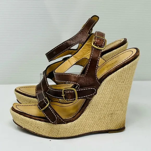 PHILOSPHY by Alberta Ferretti***Wedge Heel Sandals**EU 37; US 7 $780