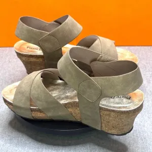 Pierre Dumas Women's Chantal-4 Wedge Sandal Size 8.5 Taupe NEW