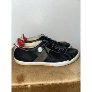 Plae Mulberry Black Red Full Grain Leather Mens Casual Sneakers 552010 001