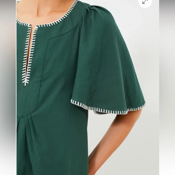POMANDER PLACEGreen Stitch Finley Flutter Sleeve Dress