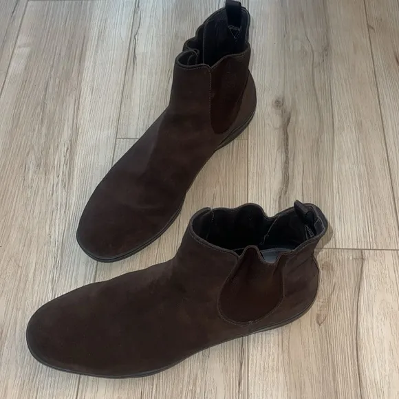 PRADA (EUC) Stylish, Comfy &amp; Classic Men’s Brown Suede Chelsea Boots USA Size 10