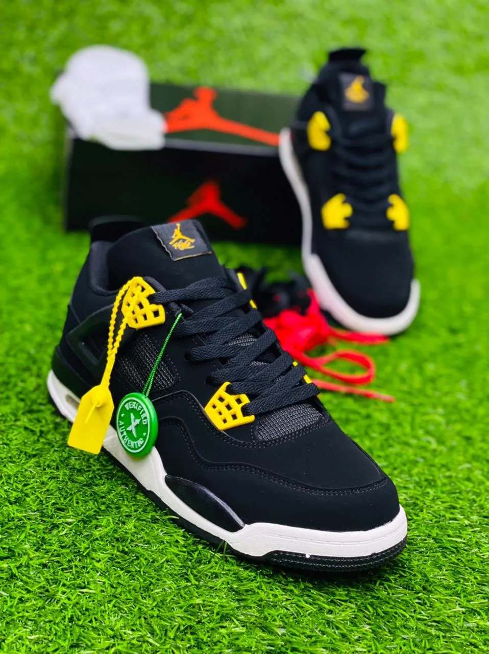 Premium AJ4 Black Yellow